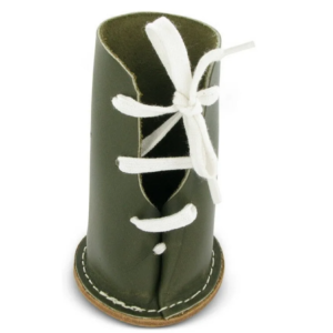 Nagos gydymui skirtas batas avims ir ožkoms su raišteliais. Rankų darbo.